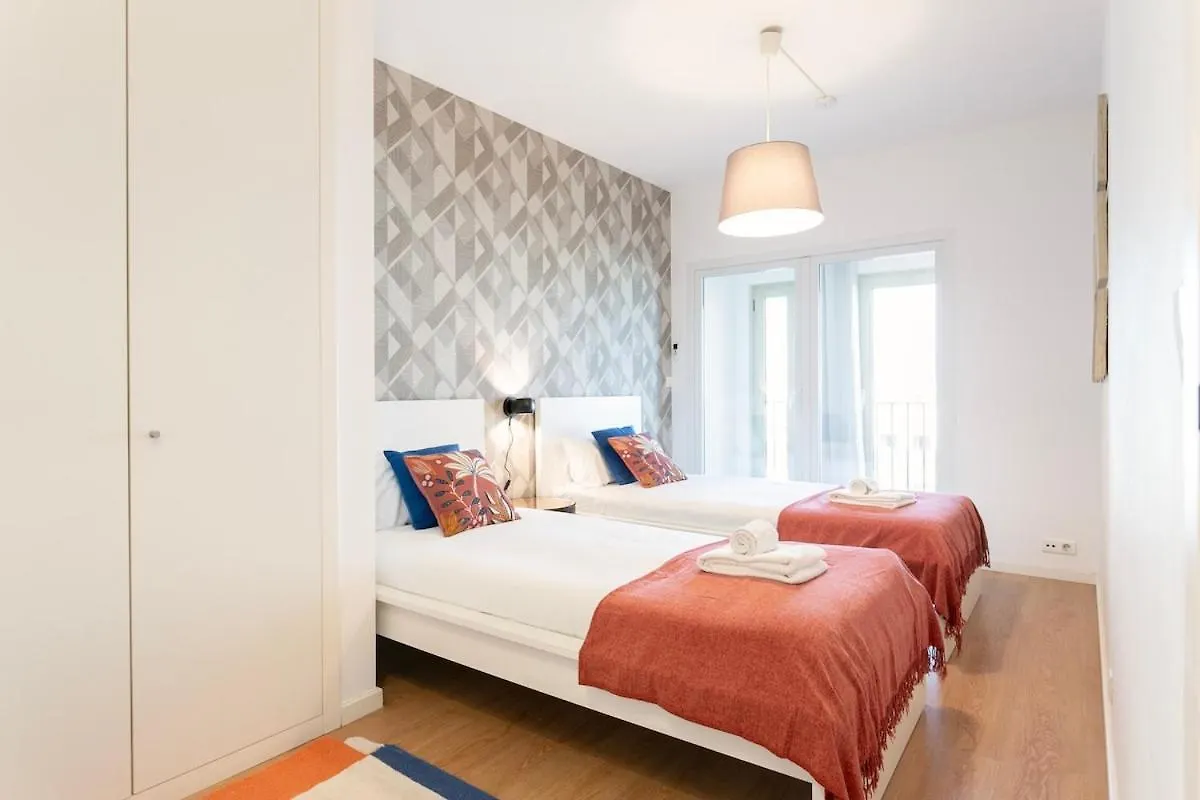 Daire Modern 2Bdr Flat In The City'S Heart! Lisboa